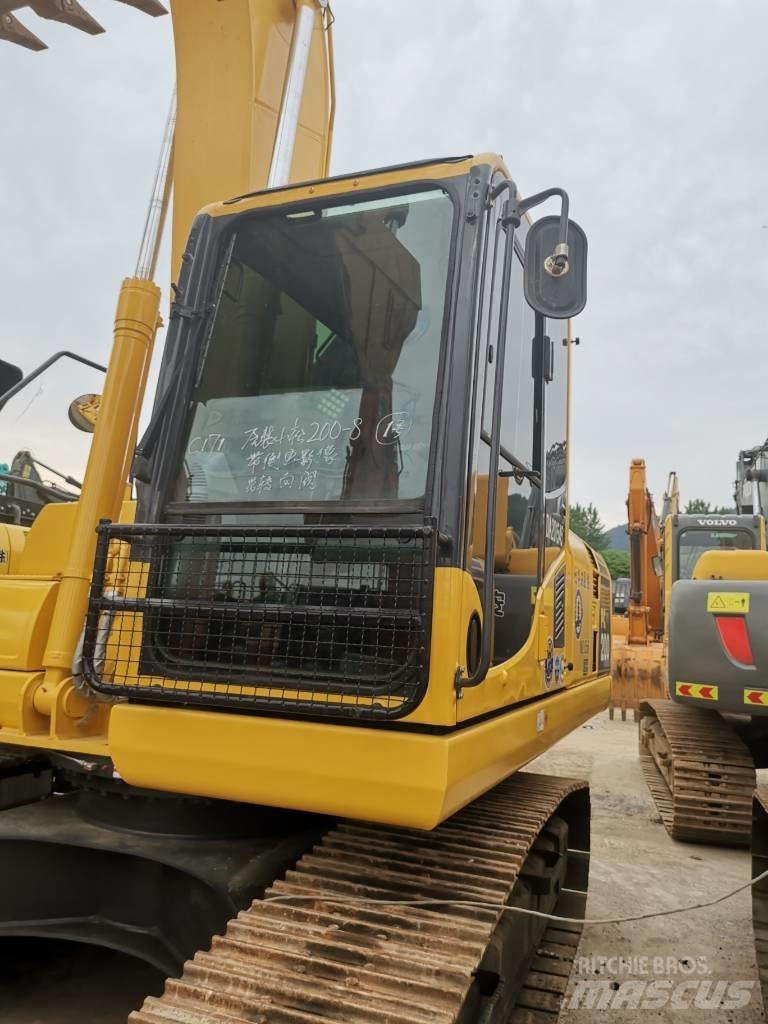 Komatsu PC 200 LC-8 대형 굴삭기 29톤 이상