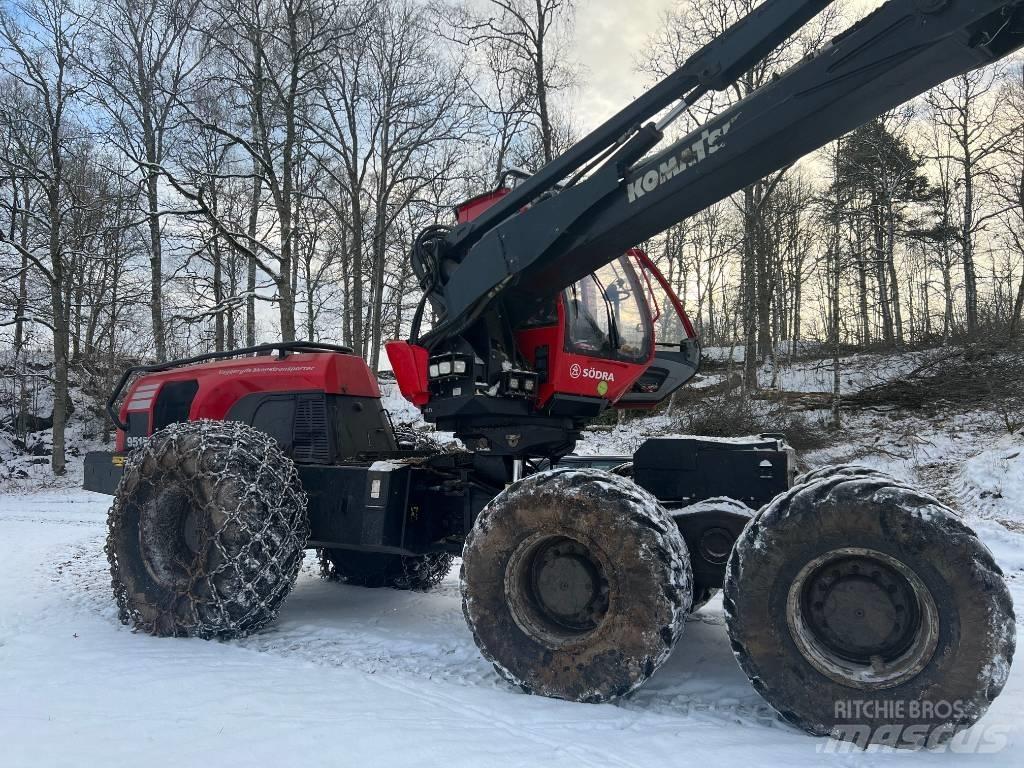 Komatsu 951 원목 하베스터