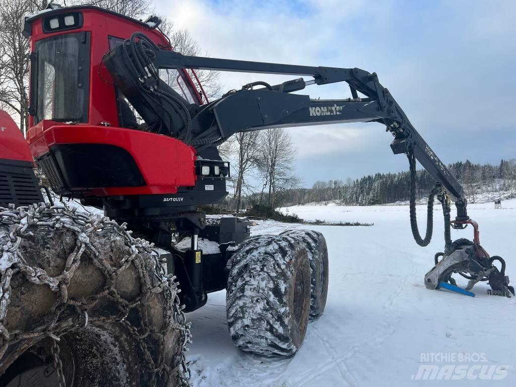 Komatsu 951 원목 하베스터