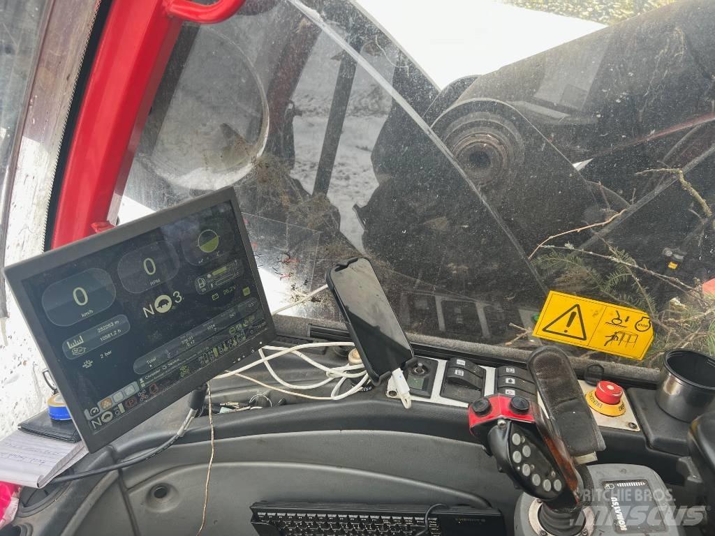 Komatsu 951 원목 하베스터