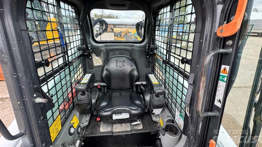 Bobcat T 770 궤도식 로우더