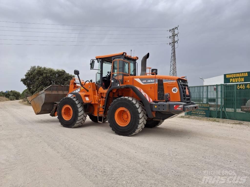 Doosan DL 300-5  휠로우더
