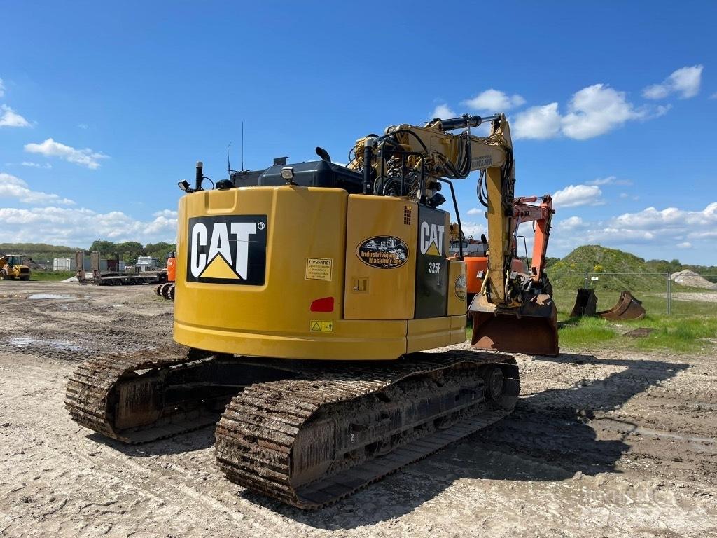 CAT 325 F 대형 굴삭기 29톤 이상