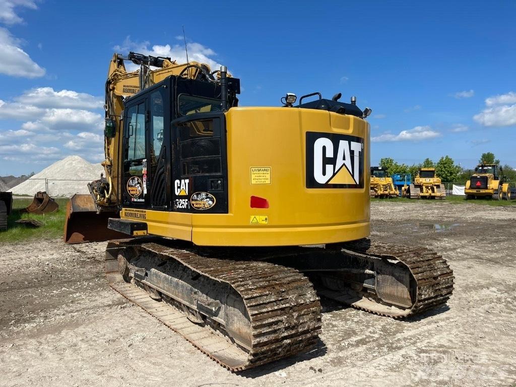 CAT 325 F 대형 굴삭기 29톤 이상
