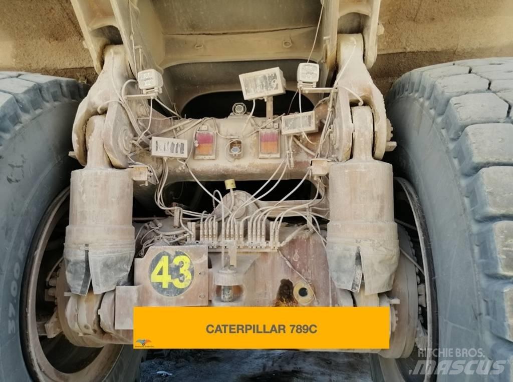 CAT 789 C 건설현장 덤프트럭