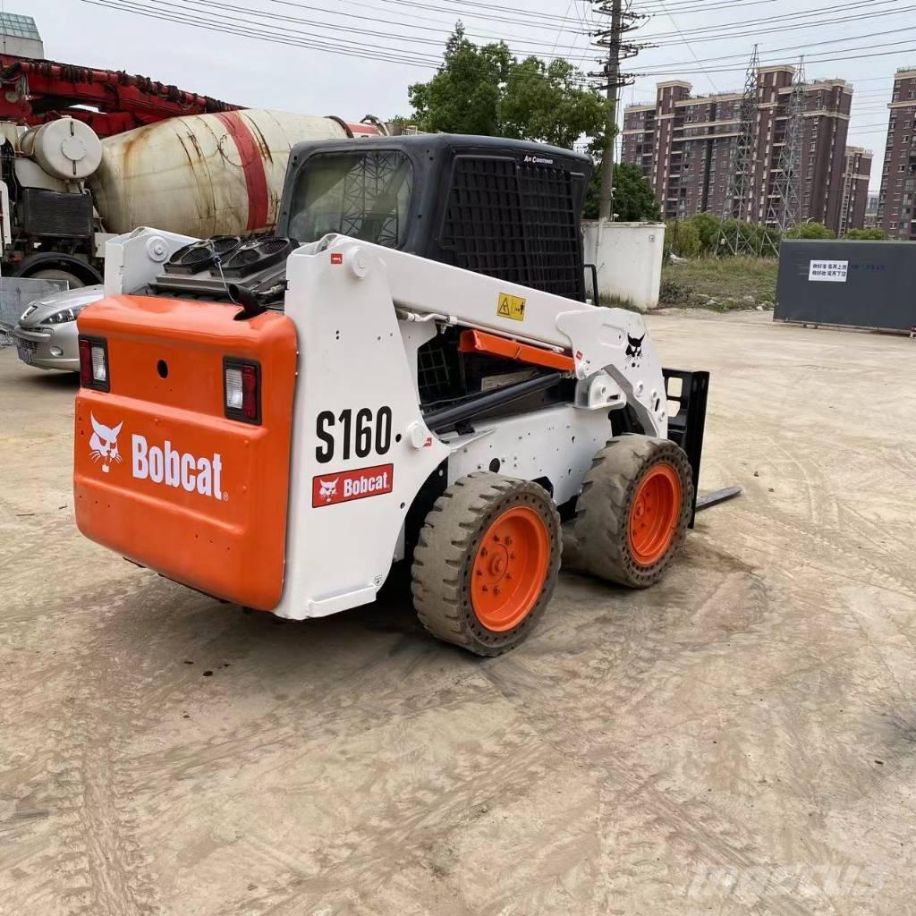 Bobcat S 160  스키드로더