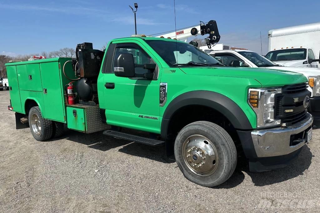 Ford F 450 XL SD 탱커 트럭