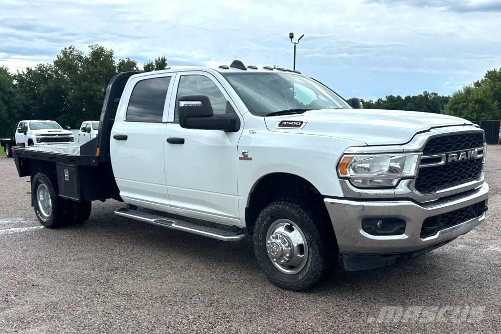 RAM 3500 TRADESMAN 플랫베드/드롭사이드 트럭