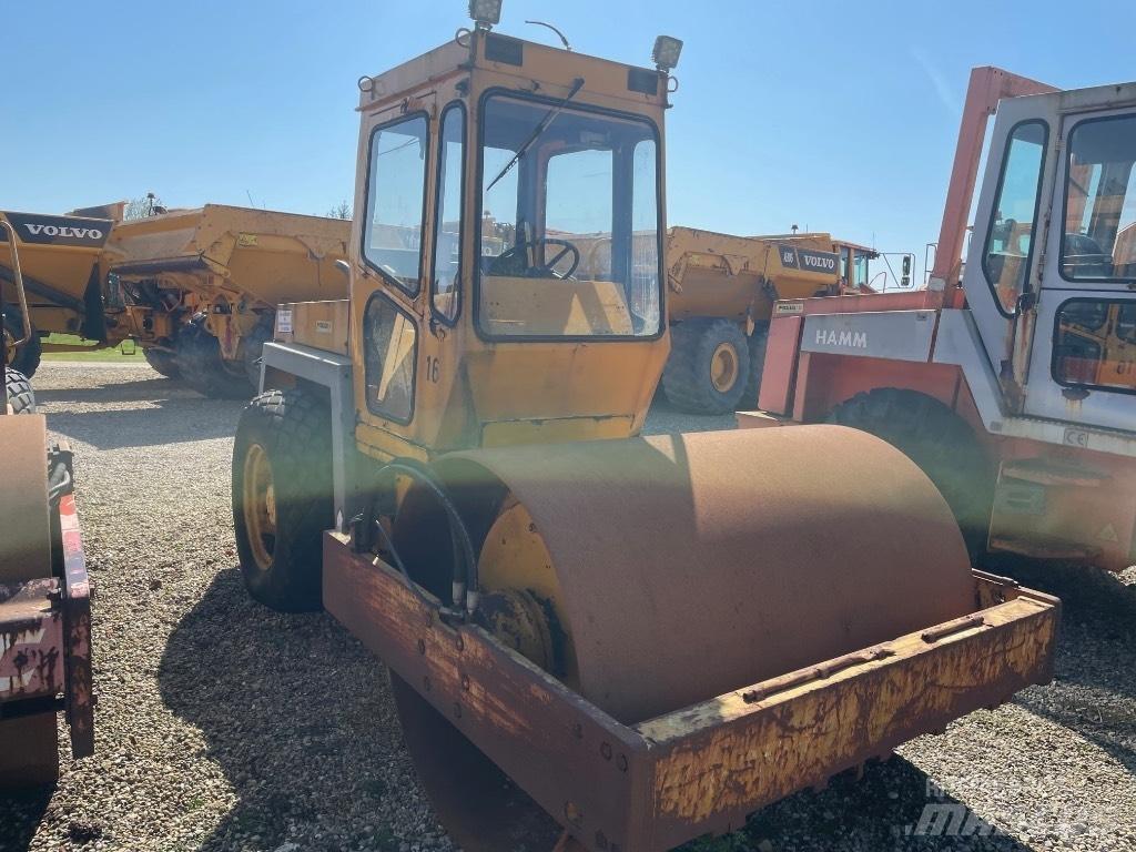 Bomag BW172 싱글 드럼 롤러