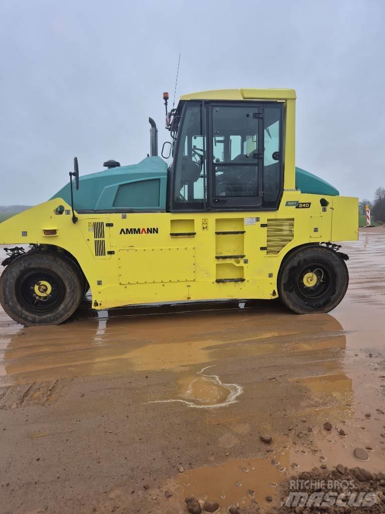 Ammann ART 240 공기 타이어 롤러