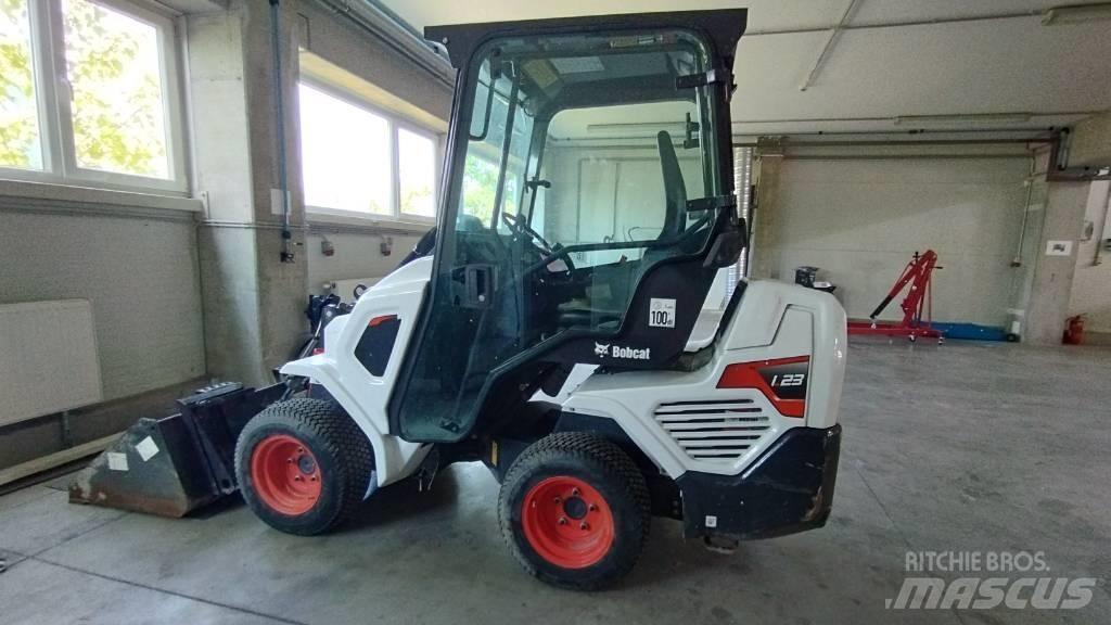 Bobcat L 23 미니 로더