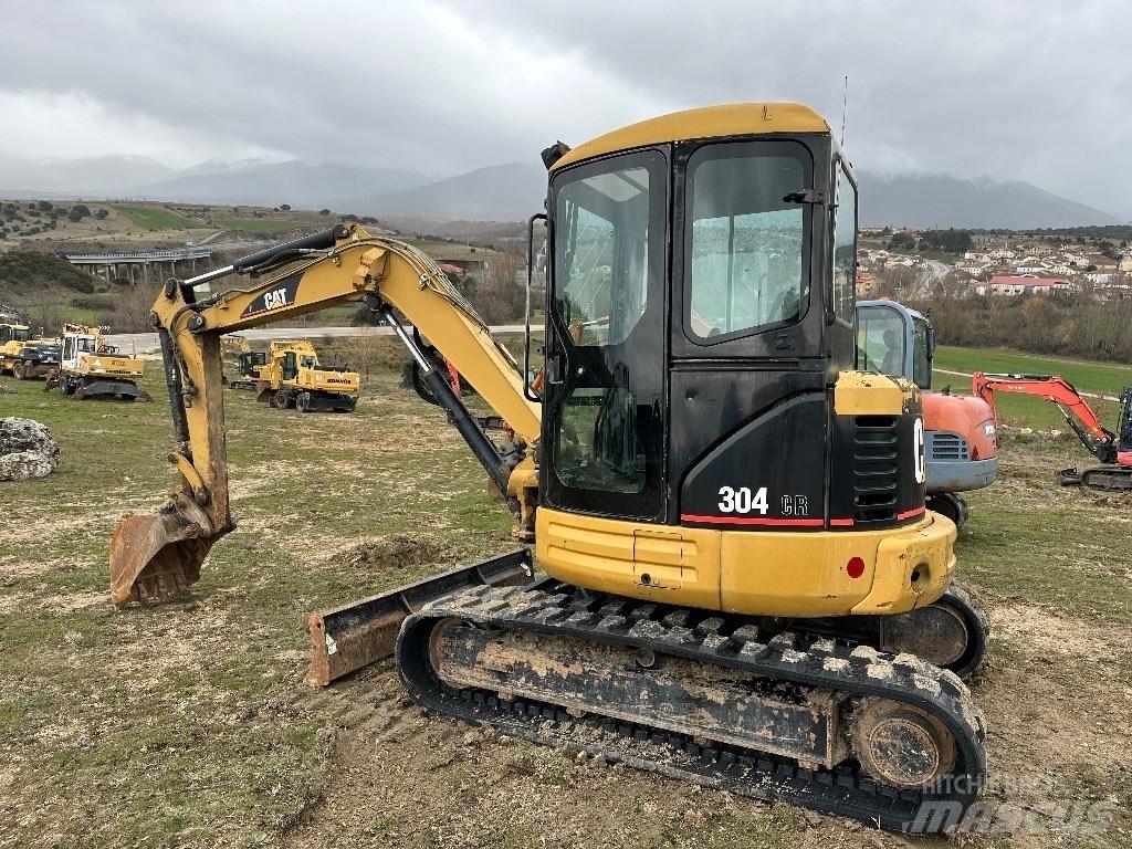 CAT 304 CR 소형 굴삭기 7톤 미만