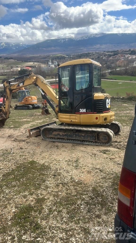 CAT 304 CR 소형 굴삭기 7톤 미만