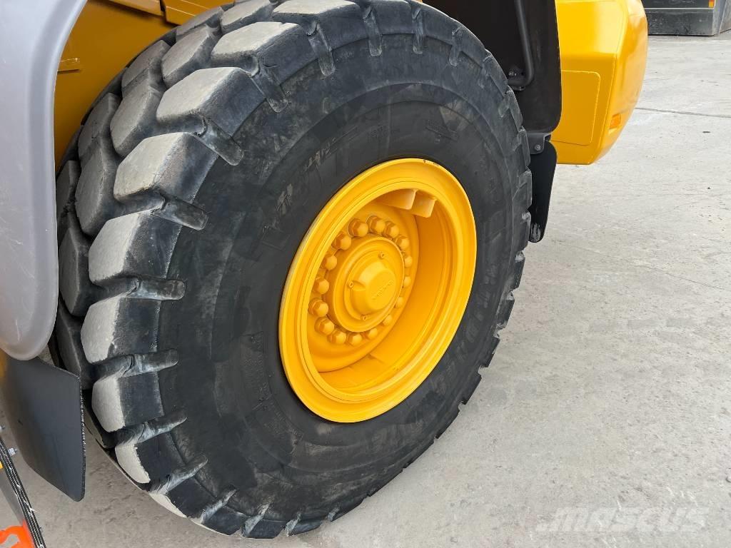 Volvo L70H2  휠로우더