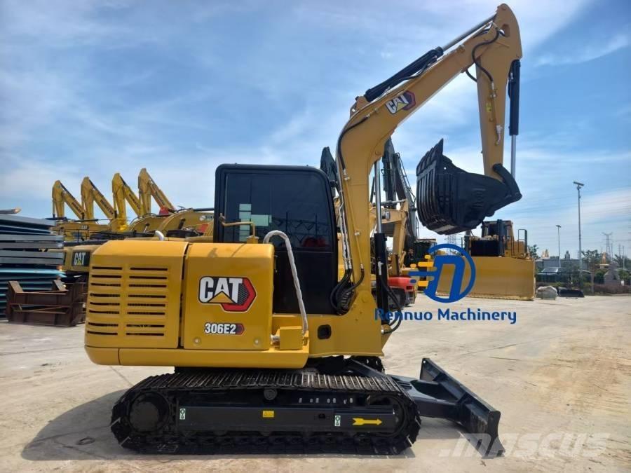 CAT 306E2 소형 굴삭기 7톤 미만