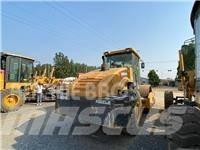XCMG SX233JE 싱글 드럼 롤러