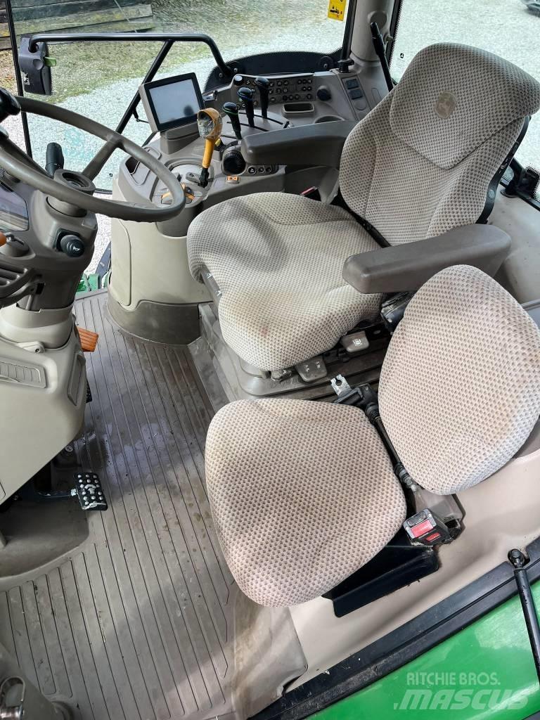 John Deere 6120 R 트랙터