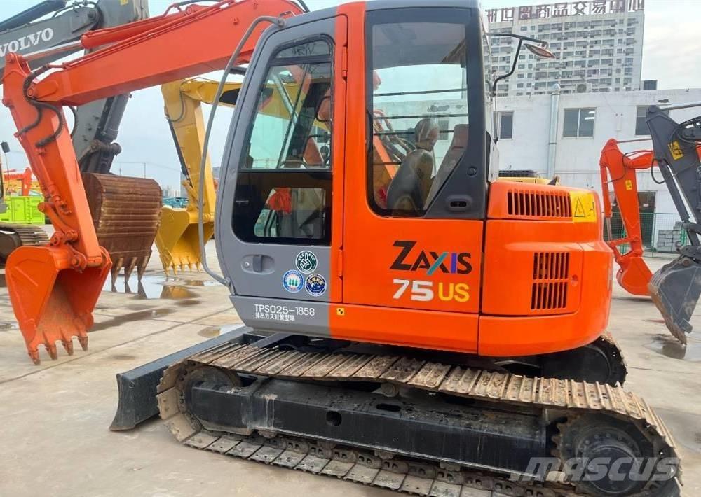 Hitachi ZX 75 소형 굴삭기 7톤 미만