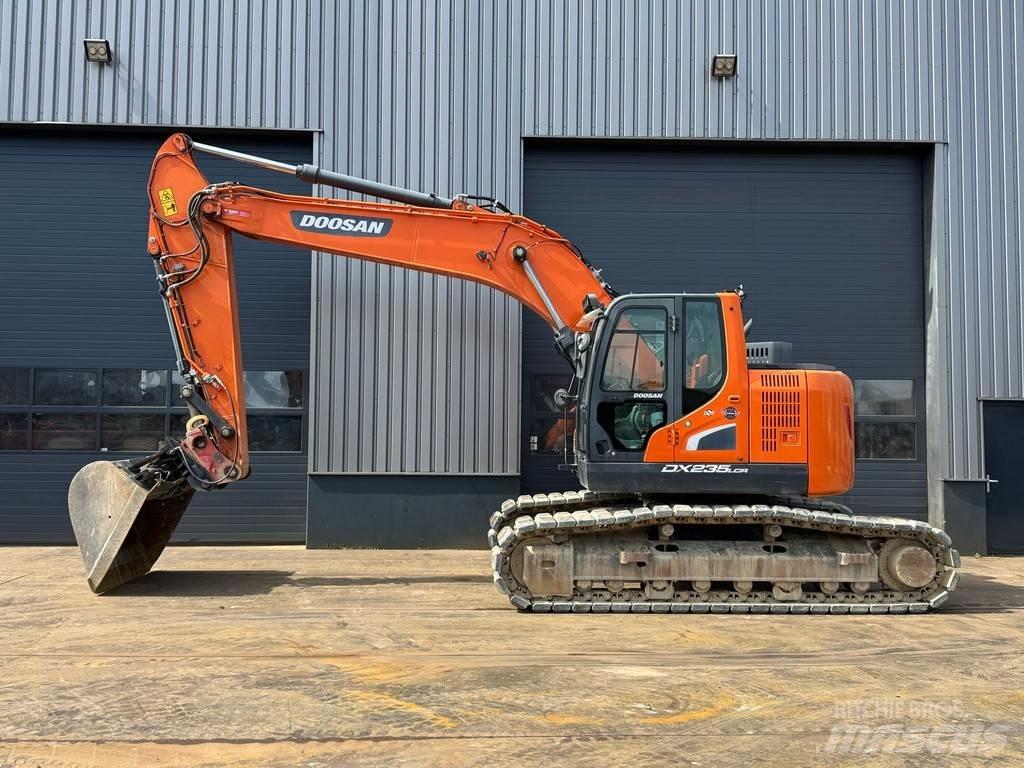 Doosan DX235LCR-5 대형 굴삭기 29톤 이상