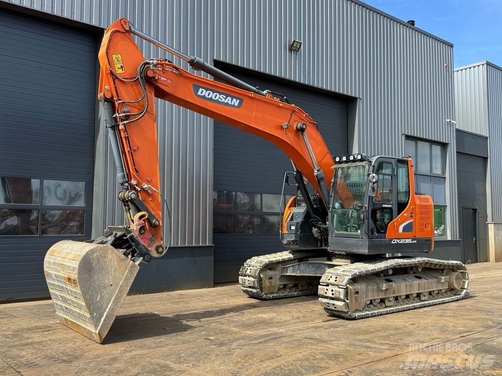 Doosan DX235LCR-5 대형 굴삭기 29톤 이상
