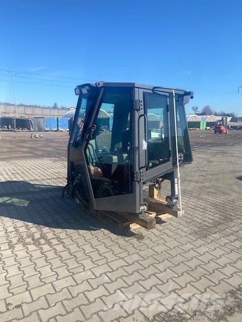 CASE D 1650 NEW CAB 캐빈 및 인테리어
