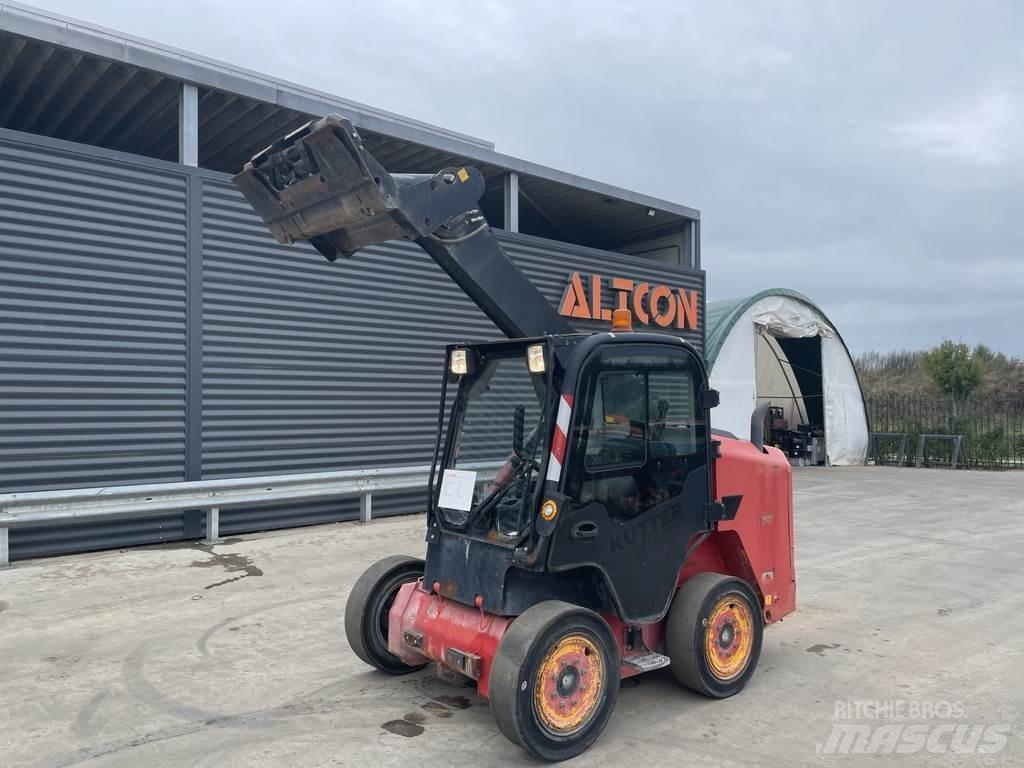 JCB R260 목재스키더