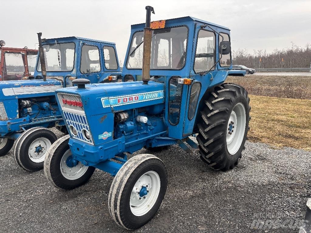 Ford 7000 트랙터