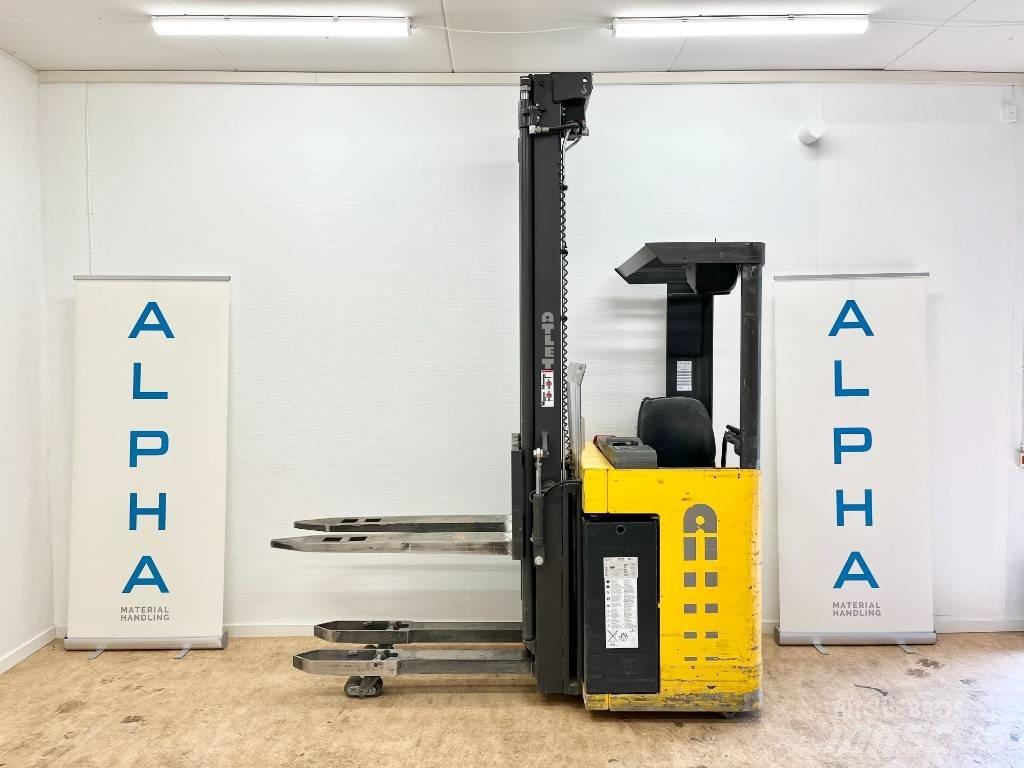 Atlet x/160-675 보행식 리치 지게차