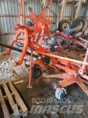 Kuhn GF 5001 갈퀴 및 테더