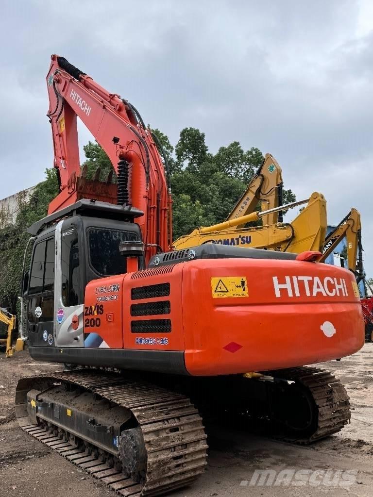 Hitachi ZX 200 대형 굴삭기 29톤 이상