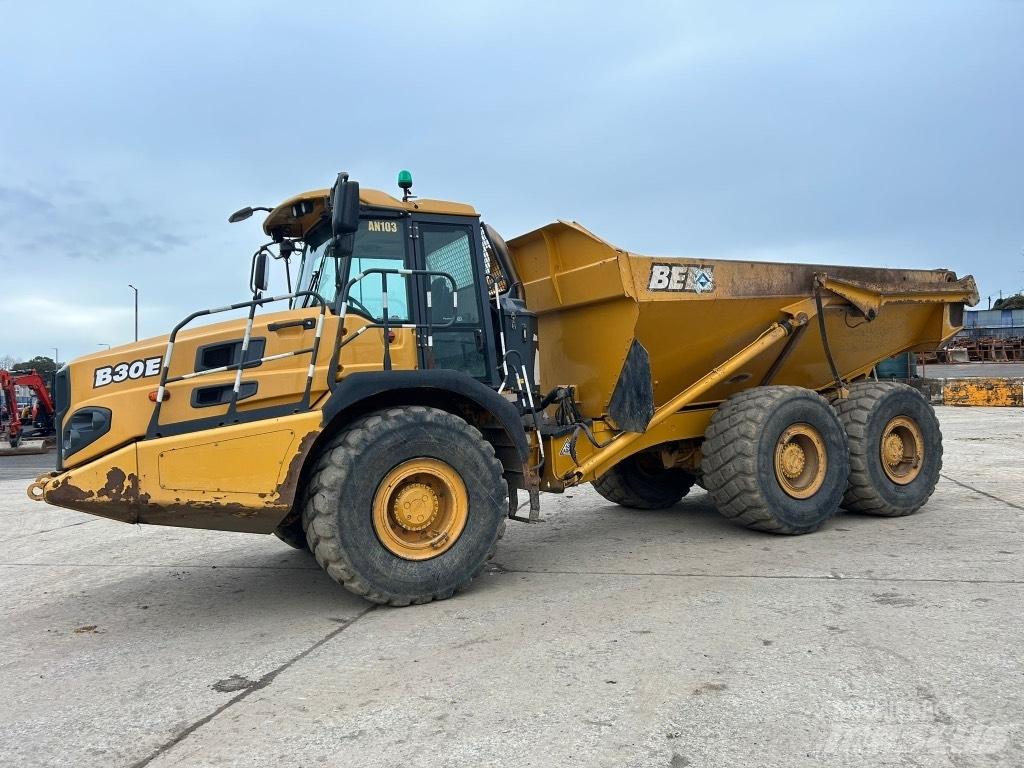 Bell B30E ( Tail Door ) 연결식 홀러
