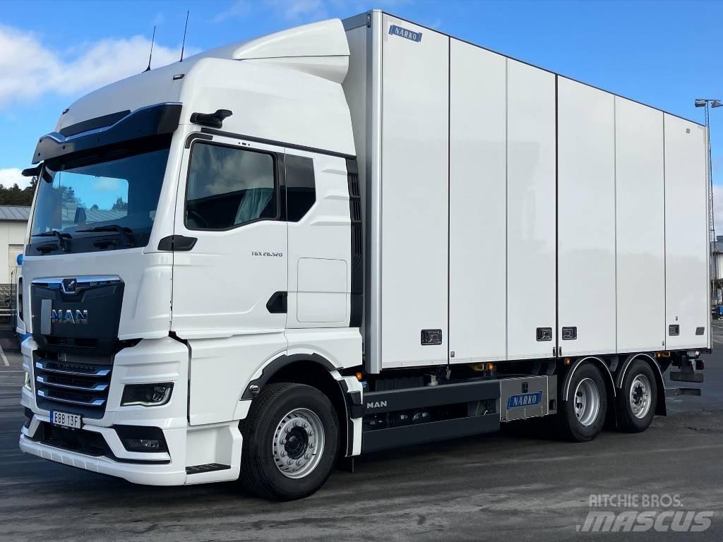 MAN TGX 26.520 탑차 트럭