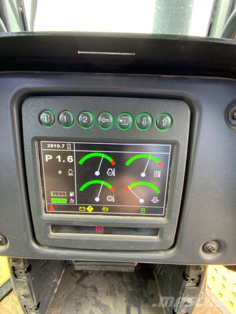 DEERE 750K 크롤러 도저