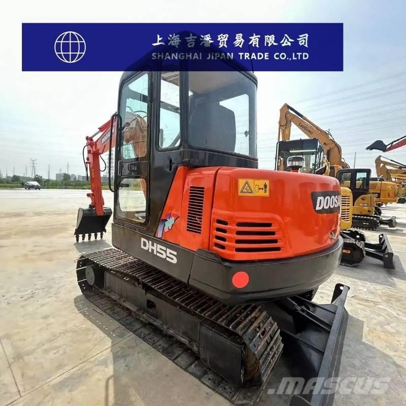 Doosan DH 55 소형 굴삭기 7톤 미만