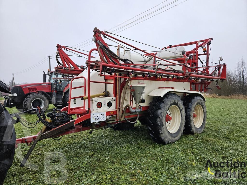 Lindus 7000 견인형 분무기