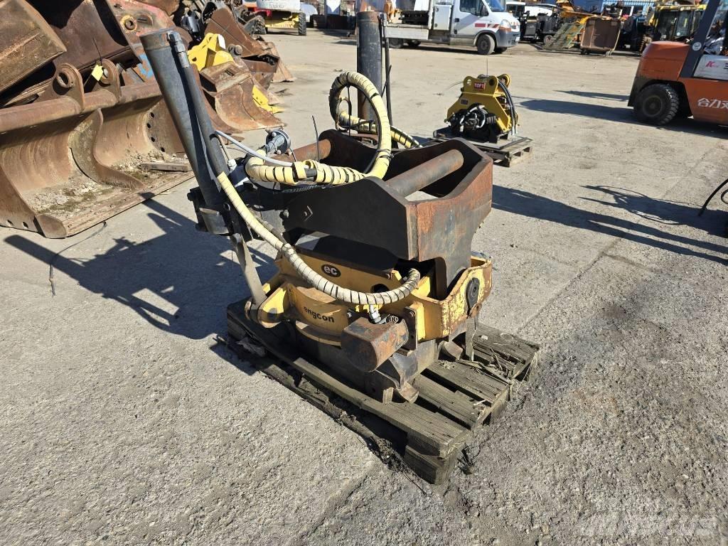 Engcon EC30 Rototilt 로테이터