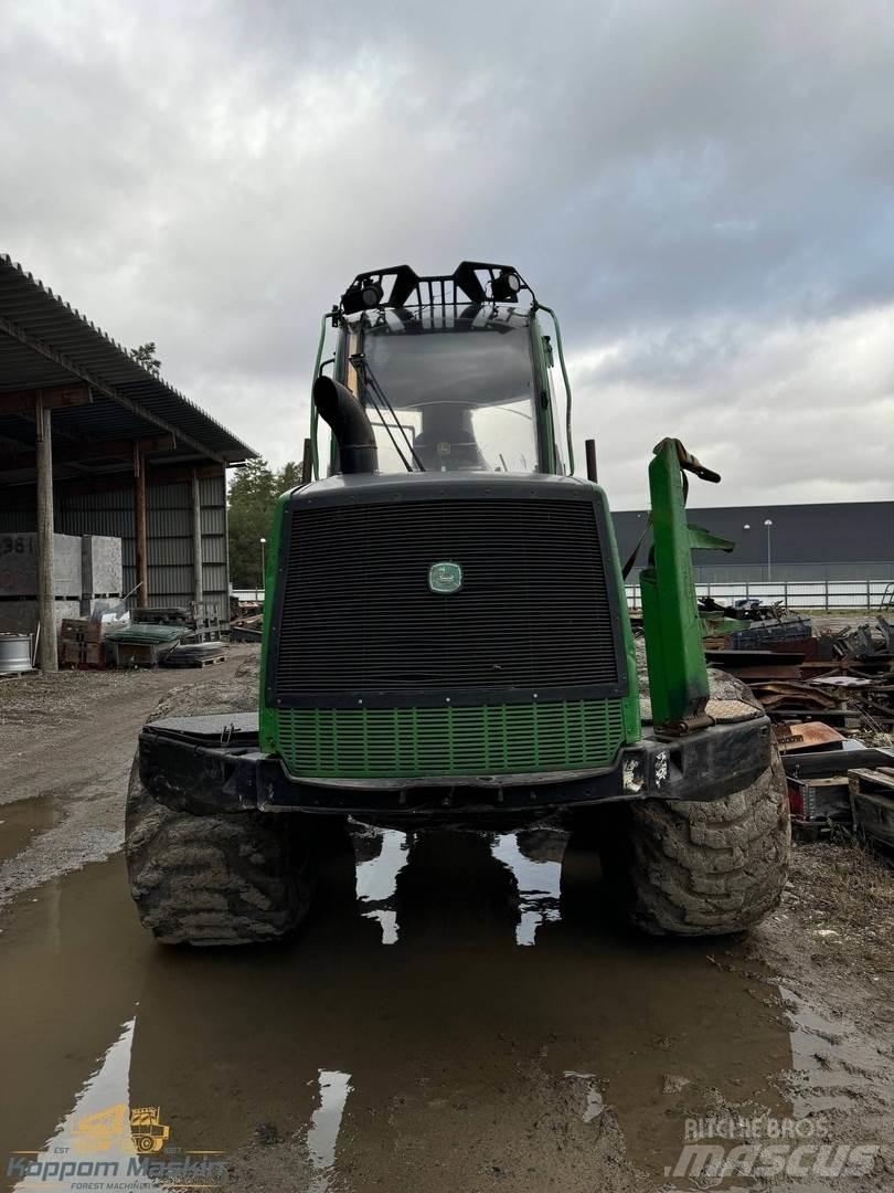 John Deere 1510E 원목 포워더