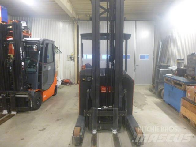 Toyota BT RR B2 리치 트럭