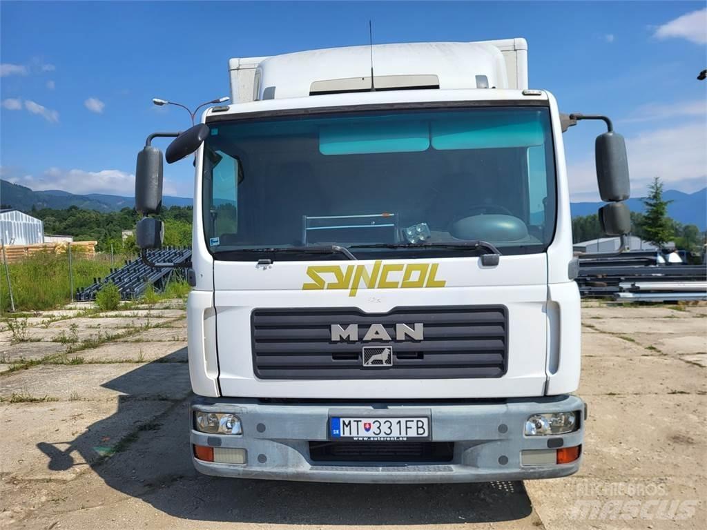 MAN TGL 8.180 탑차 트럭