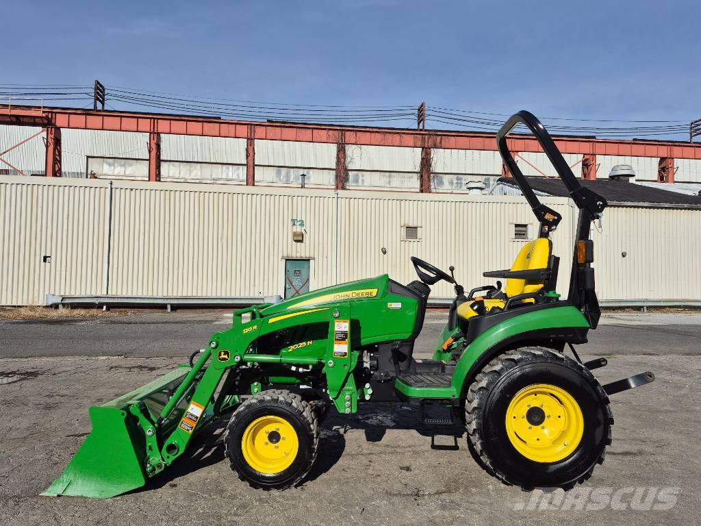 John Deere 2025 R 트랙터