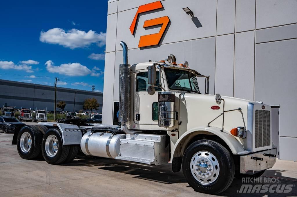 Peterbilt 367 트랙터 유닛