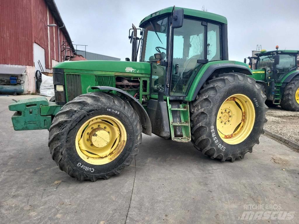 John Deere 6910 트랙터