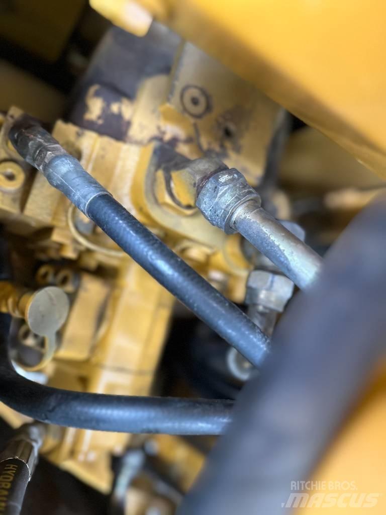 CAT 308C 대형 굴삭기 29톤 이상