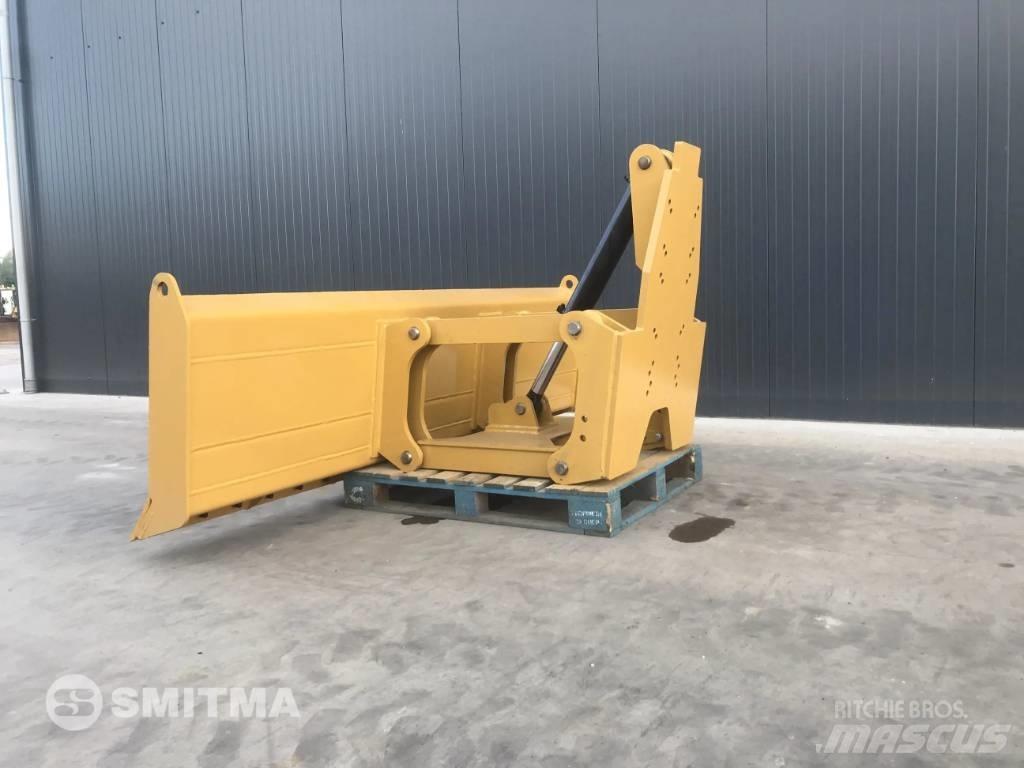 CAT 120M2 삽날