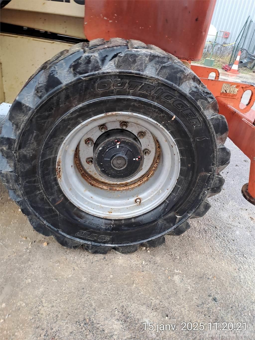 JLG 3394RT 가위형 리프트