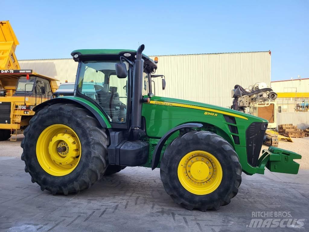 John Deere 8345 R 트랙터