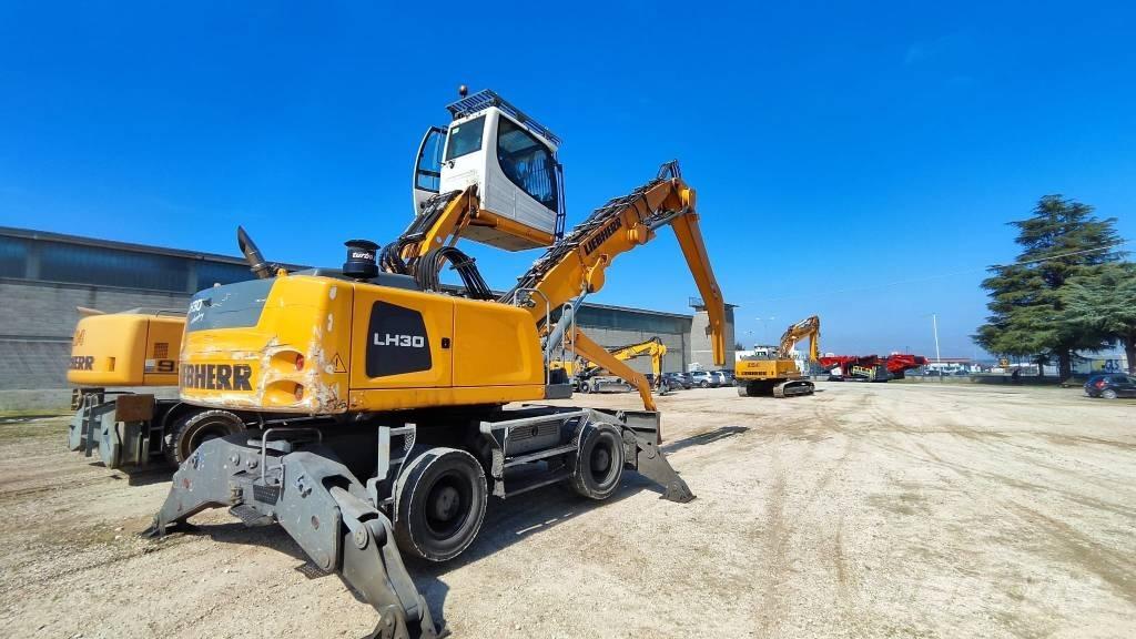 Liebherr LH 30 M 폐기물/산업 처리기