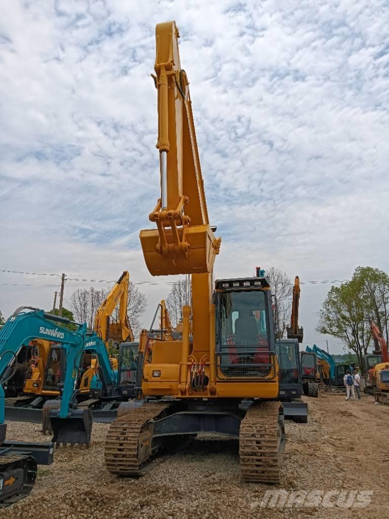 Komatsu PC 160 대형 굴삭기 29톤 이상