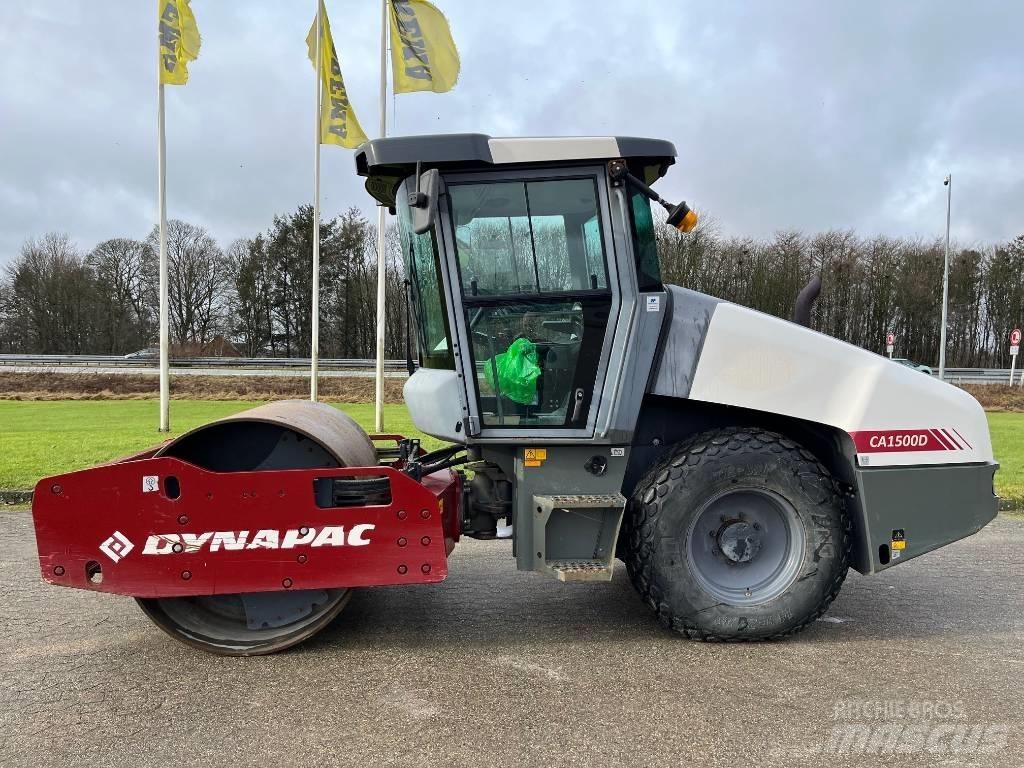 Dynapac CA1500D 토양 다짐기