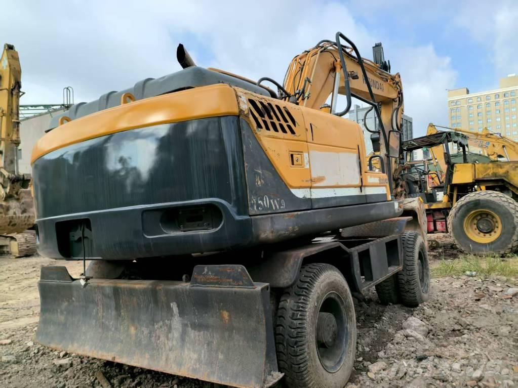 Hyundai R 150 W-9  휠 굴삭기